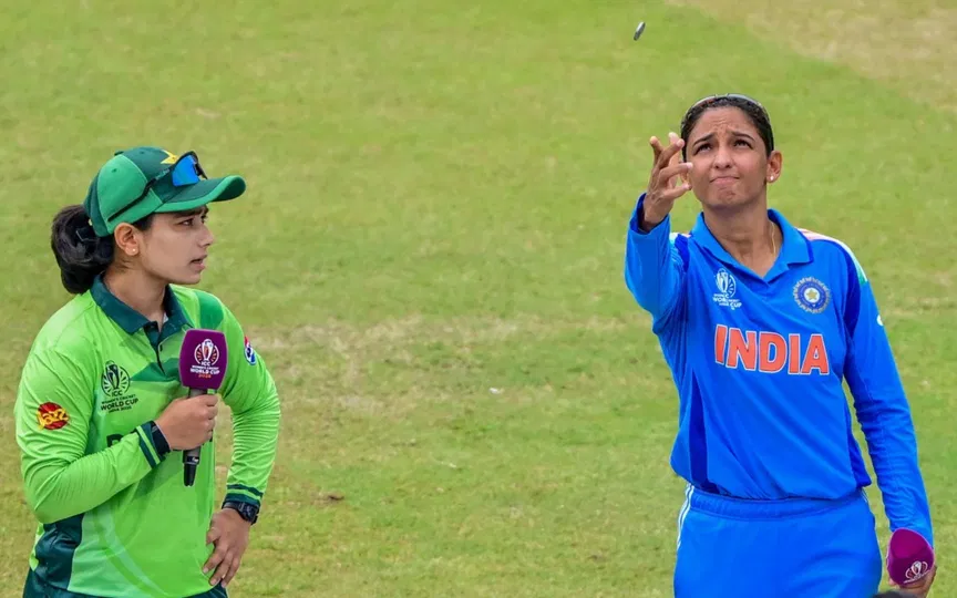 IND vs PAK toss blunder goes unnoticed as Fatima Sana asked to choose despite India's win